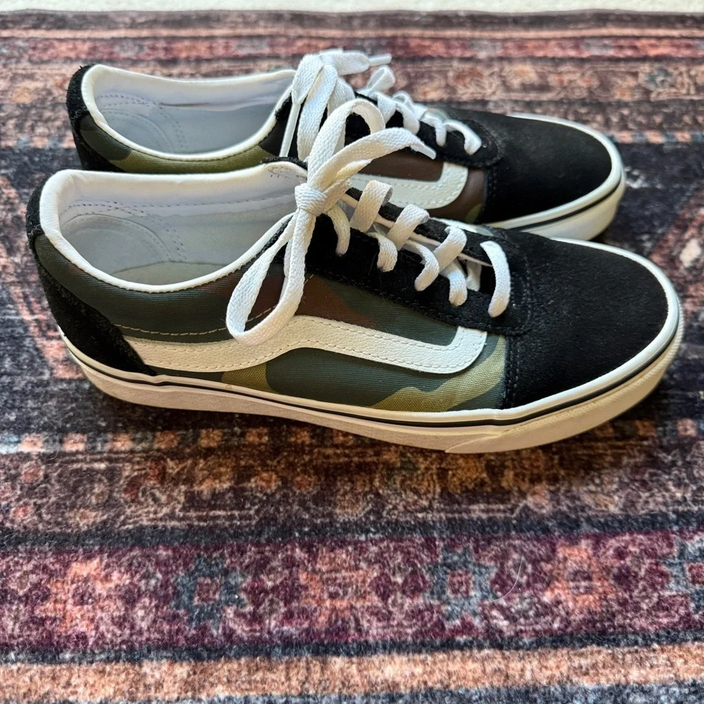 VANS Old Skool Woodland Camo Black Green Low Top Women’s‎ Lace Sneaker